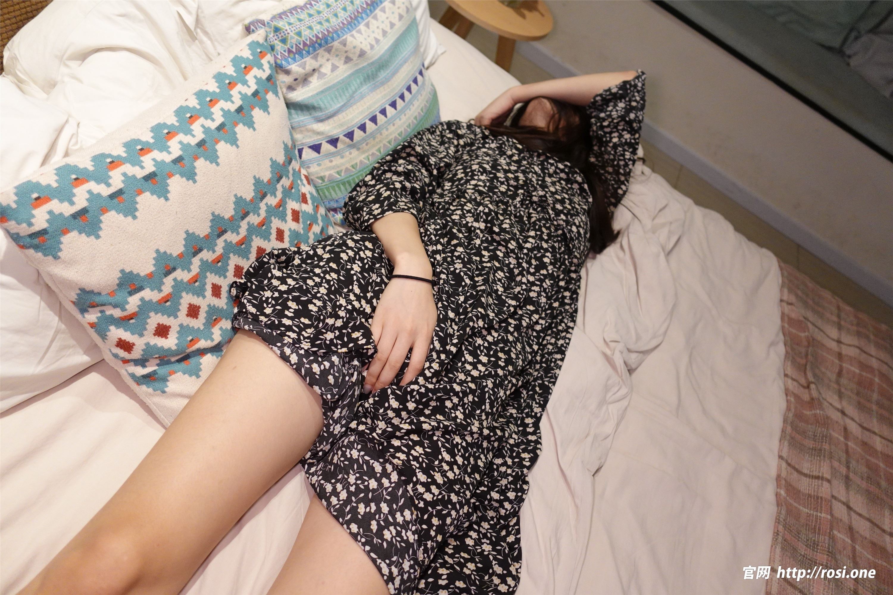 ROSI写真 2022.11.23 NO.4006